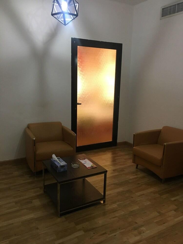 Everest International Hotel دبي المظهر الخارجي الصورة