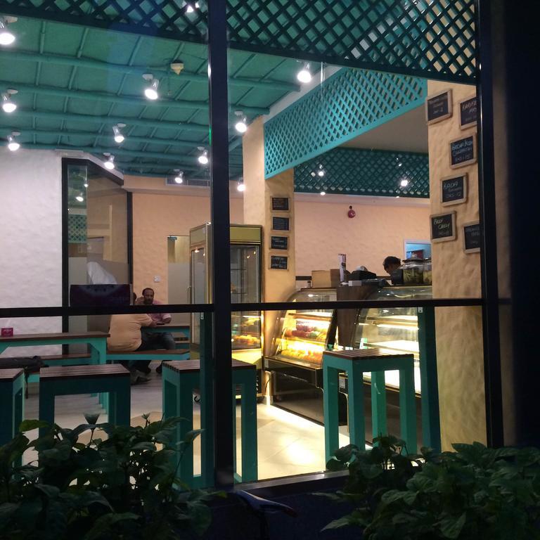 Everest International Hotel دبي المظهر الخارجي الصورة